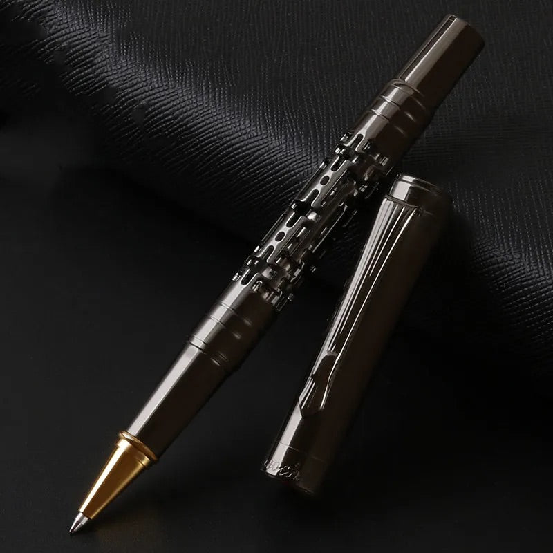 Maze Pen - an intricate labyrinth - gel pen