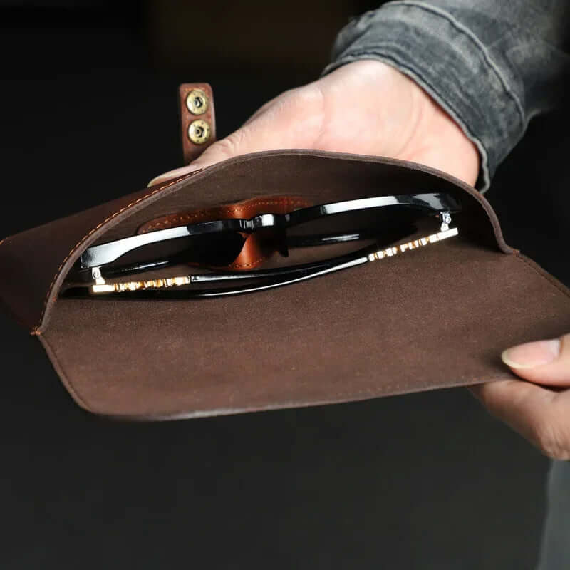 Wnętrze etui na okulary – miękkie podszycie ochronne
