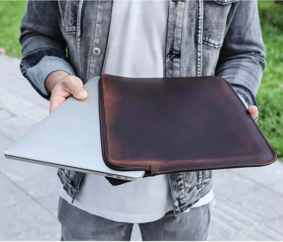 Etui na laptopa MacBook do 15.6" - skóra naturalna
