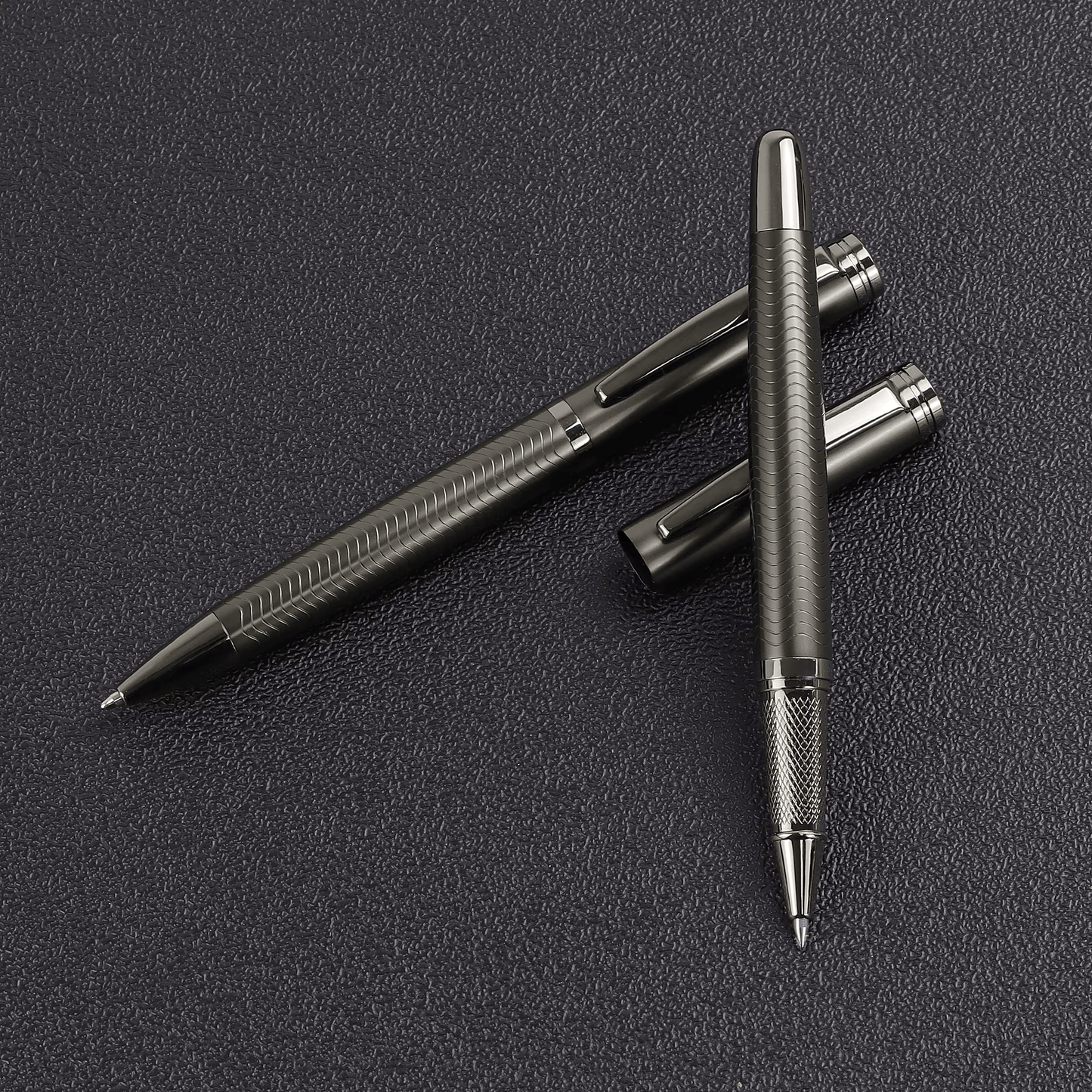 Graphite Line – a set of pens with a graphite finish
