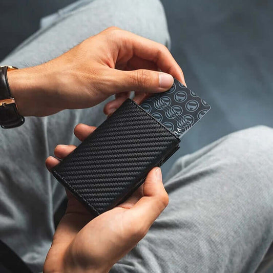Carbon leather wallet with RFID protection - magnetic closure
