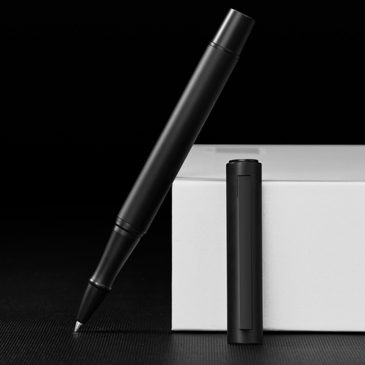 Gratis: Długopis Classic czarny w pudełku