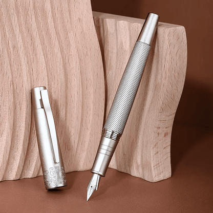 Pióro wieczne Silver Knight – rycerska elegancja - odkręcane