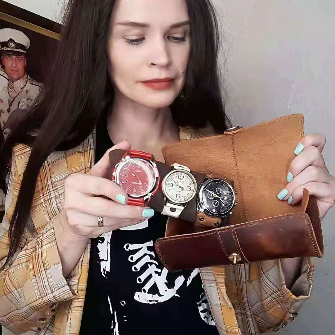 Skórzane etui na 3 zegarki – elegancki futerał podróżny w stylu roll
