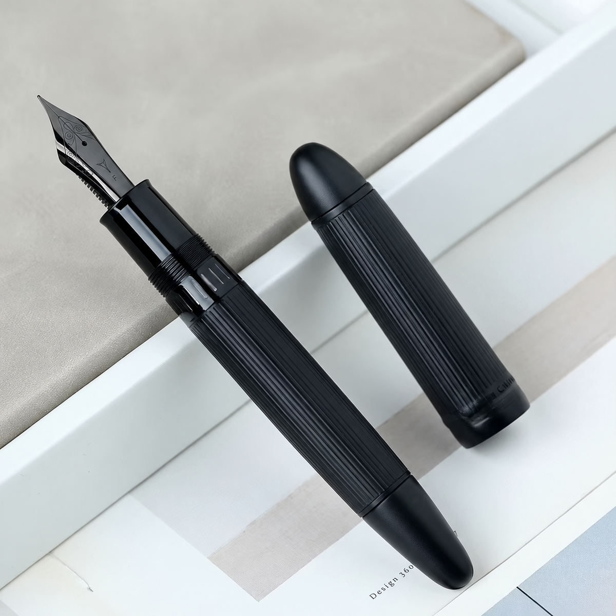 Pióro wieczne Black & Silver Regent - metalowy klasyk - tłokowe - odkręcane