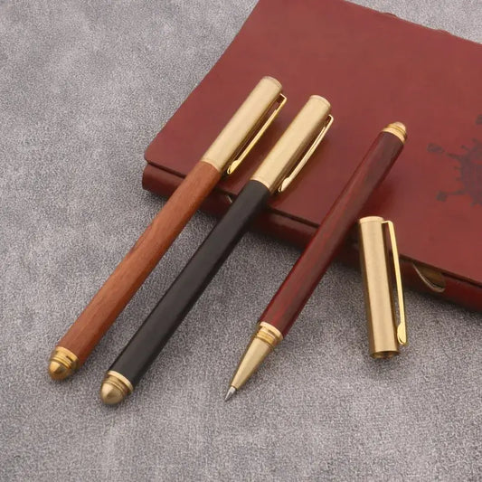 długopis żelowy z drewna