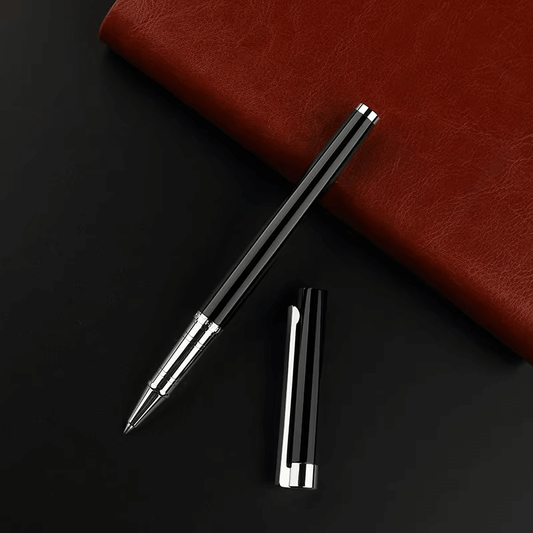 Future Traveler - gel pen