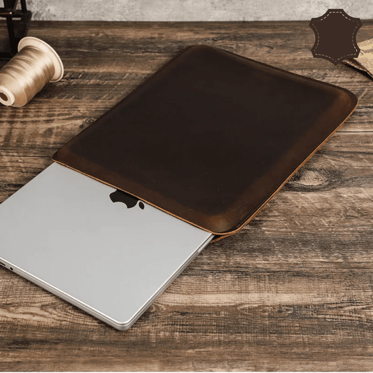 Skórzane etui na laptopa 13 cali – smukły profil