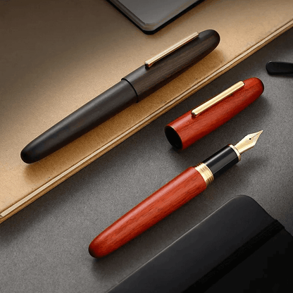Cigaro Woodec fountain pen - a classic in a wooden version - screw-on
