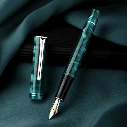 Deep Ocean Fountain Pen - ocean depth - screw-on